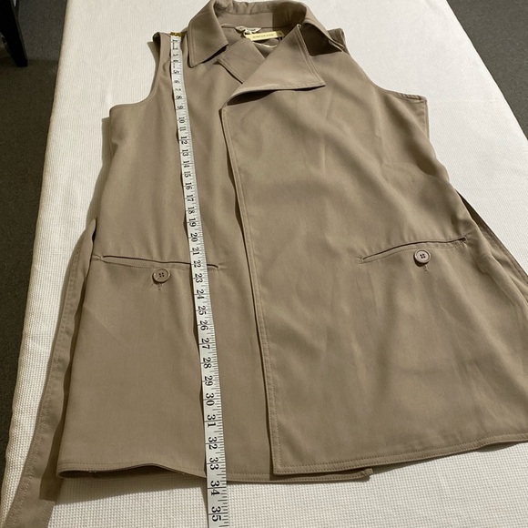NWT Max Studio Women’s Sleeveless Belted Long Vest Cobblestone Beige Neutral L - Picture 12 of 12